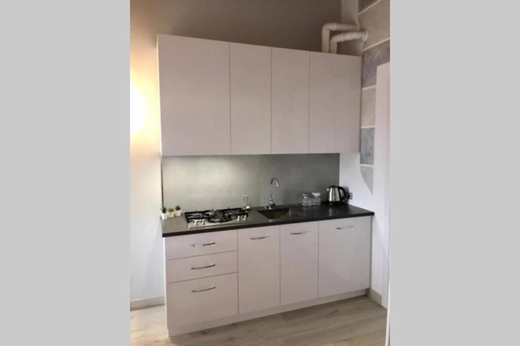 La petite maison de Stephanie Clusane Extérieur photo